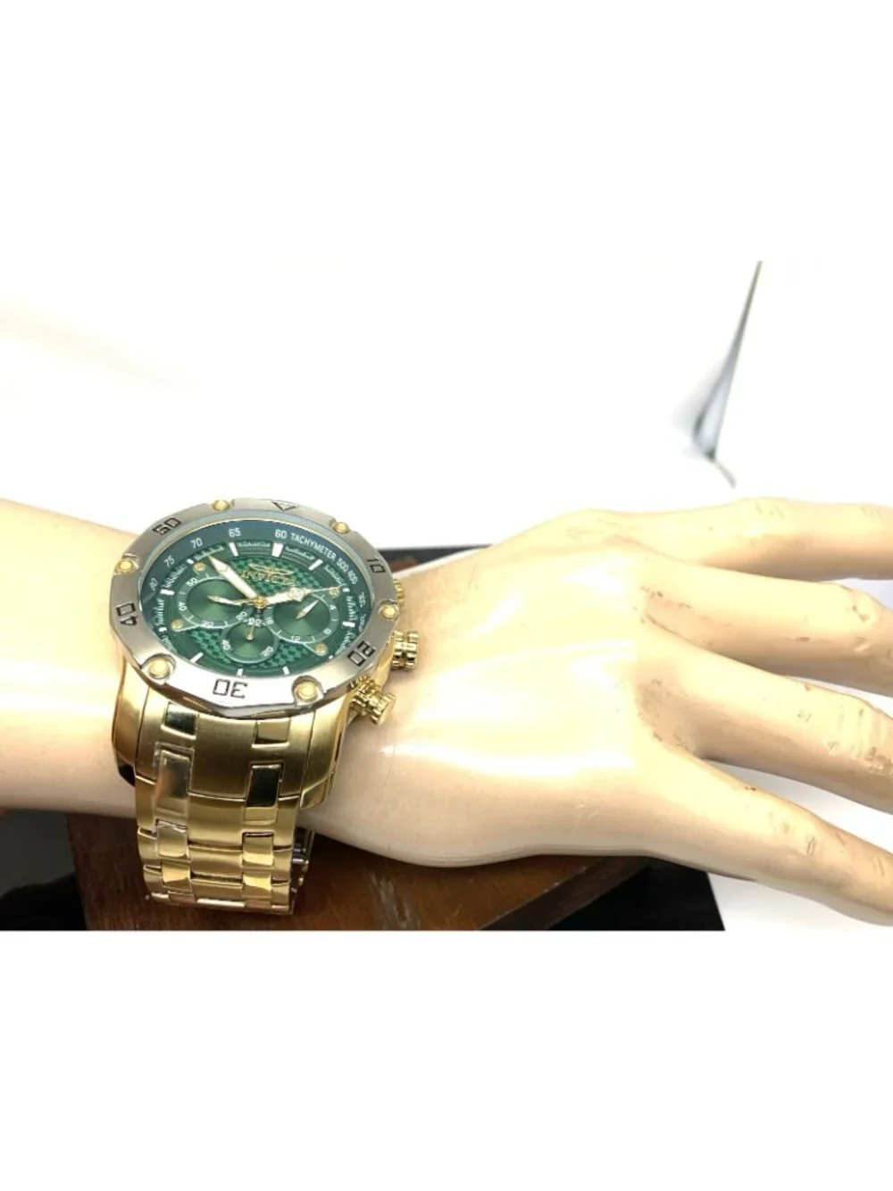 Invicta Men's Watch 38445 Pro Diver Quartz Green Dial Gold Stainless Steel 50mm
